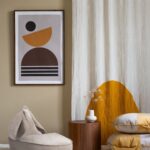 Kinder Sitzsack mit Hasenohren aus Samt in dusty beige von Wigiwama
