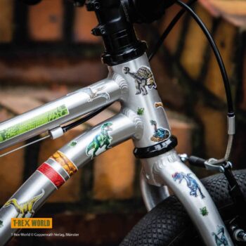 Farbviereck Fahrradsticker T-Rex World Dinos Reflex für Fahrrad, Roller und Helm