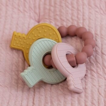 Little Dutch Baby Beißring Schlüssel in rosa aus Silikon