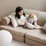 Wigiwama Kinder Spiel Sofa Settee aus Teddy Biscuit – Bild 9